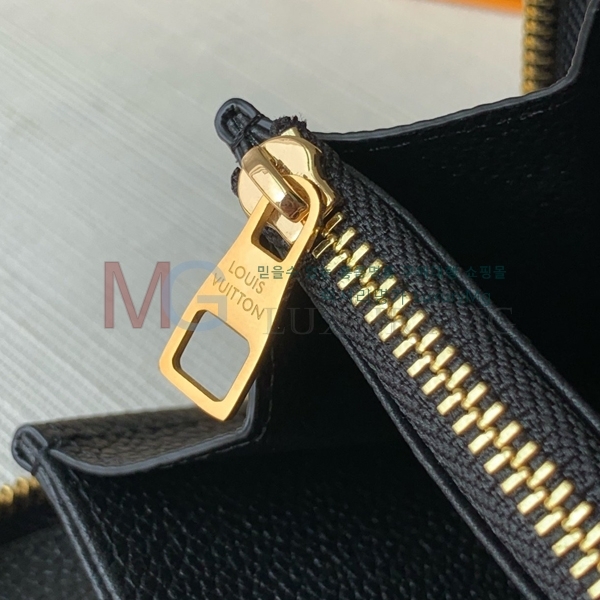 ̺    M669520-A-1
