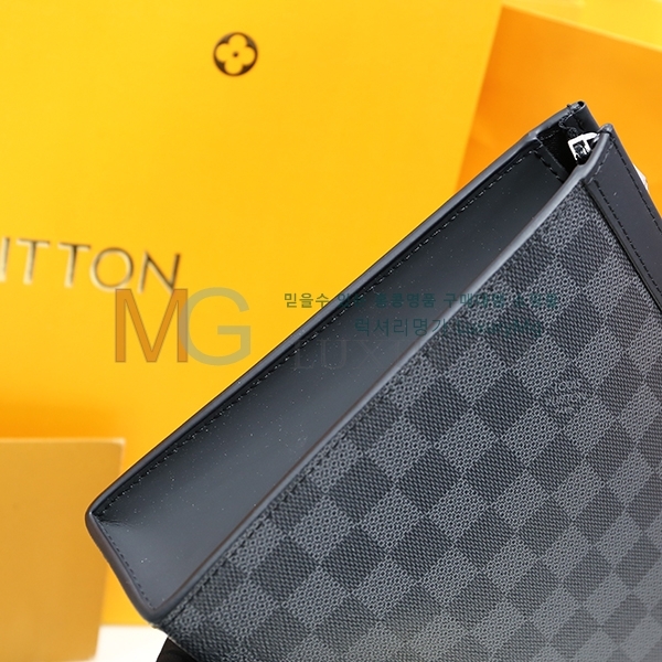 ̺ Ʈ  Ŭġ M61692-A11-1