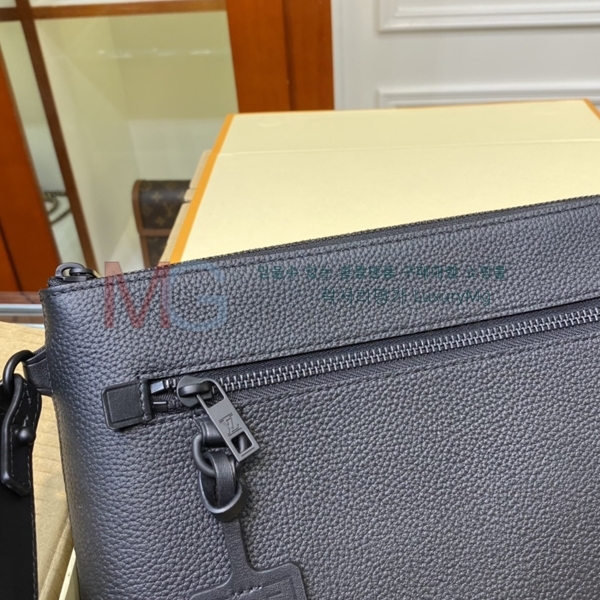 ̺ α׷ iPad Ŭġ M69837-A-1