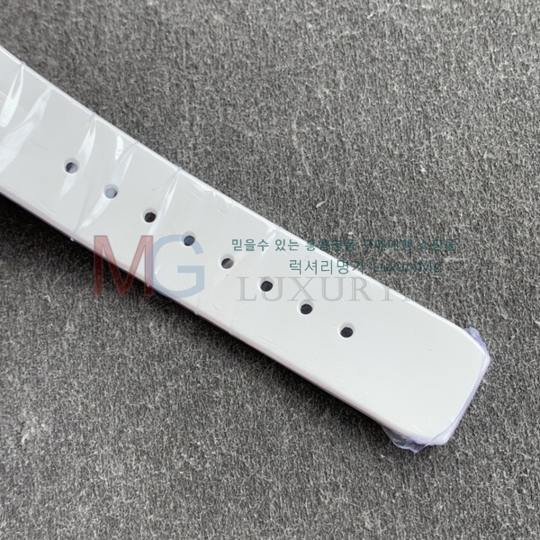 η ̽  ð RM313551-4
