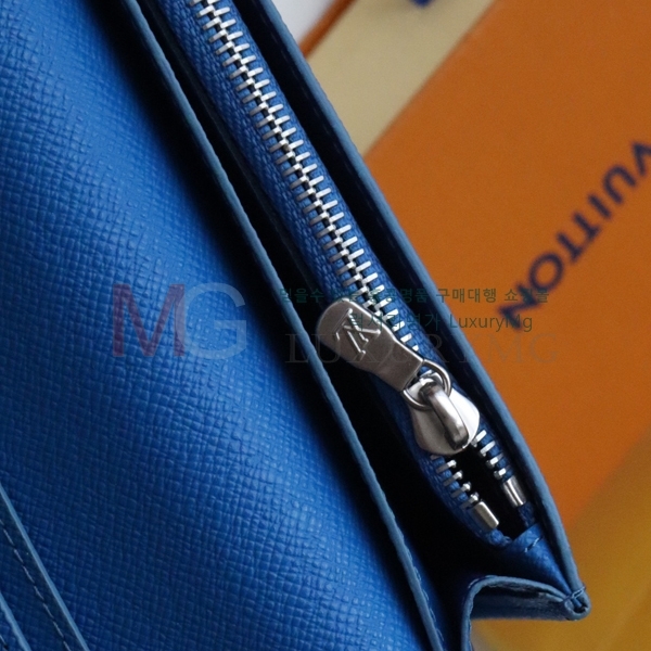 ̺ ¥   M80801-A-2