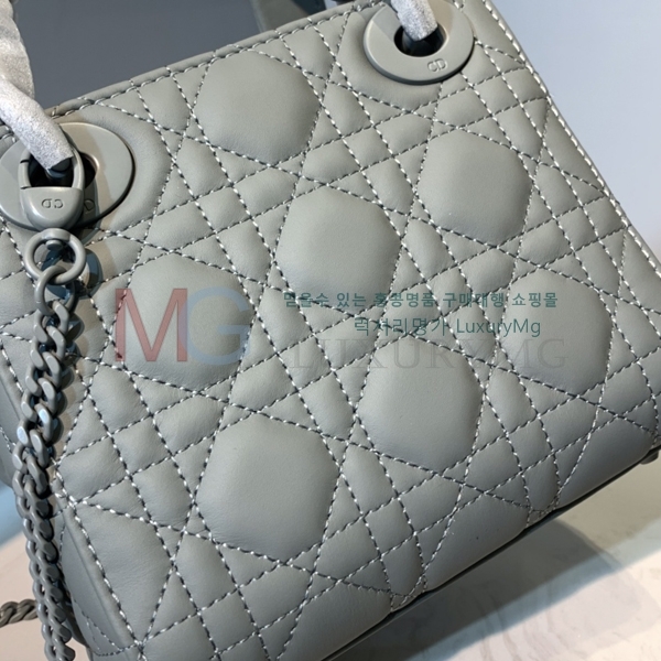  ̴ ̵ M0563-A-6