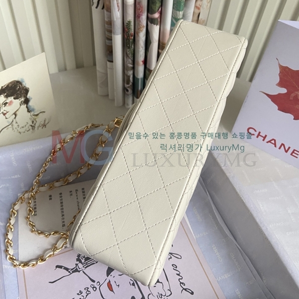 * Ŭ ÷ AS01112-A24-3