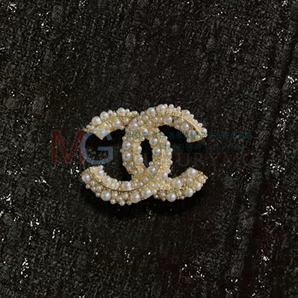 * ġ C22H852-6