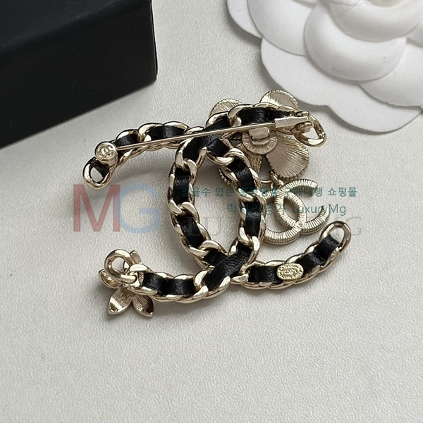 * ġ C22H853-3