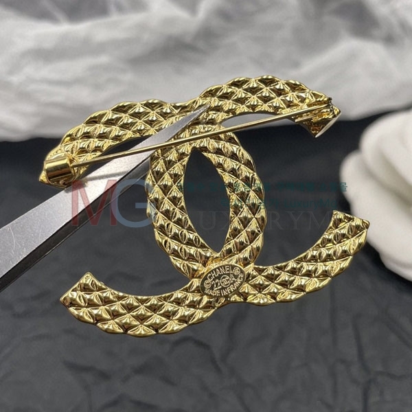 * ġ C22H858-5