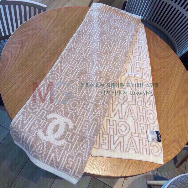 * ÷ CH687411-1
