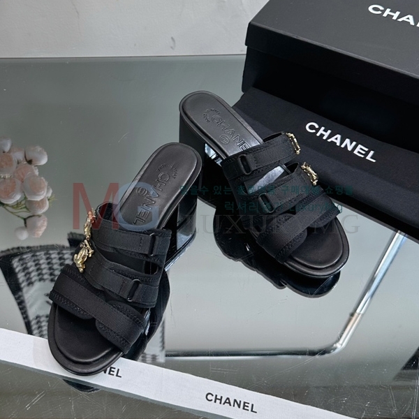 *   CH692718-2