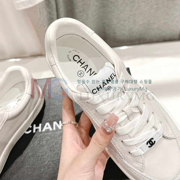 *  Ŀ CH692720-1