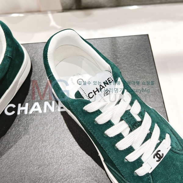 *  Ŀ CH692720-4