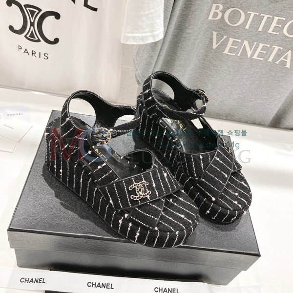 *   CH692719-2