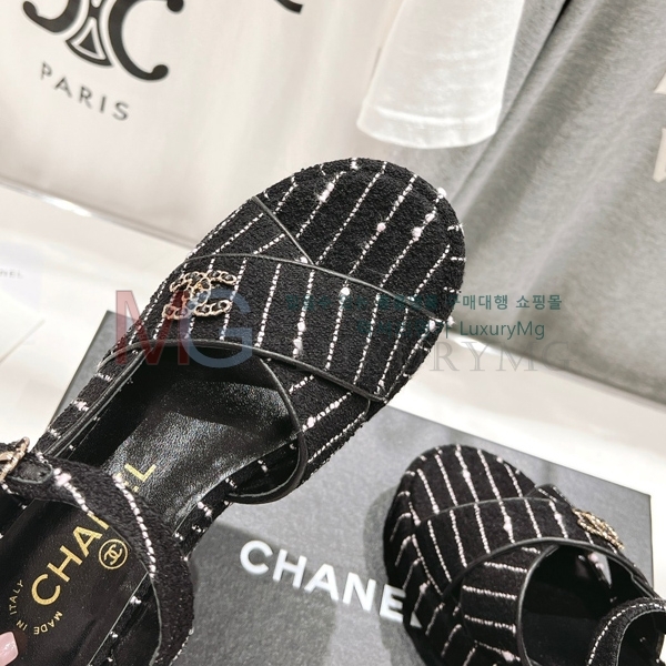 *   CH692719-2