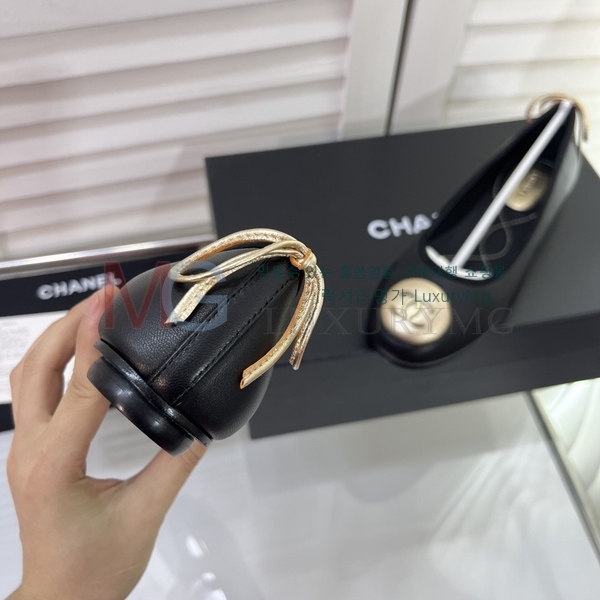 *  ÷ CH600615-4