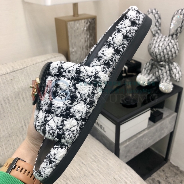 *  CHA990083-6