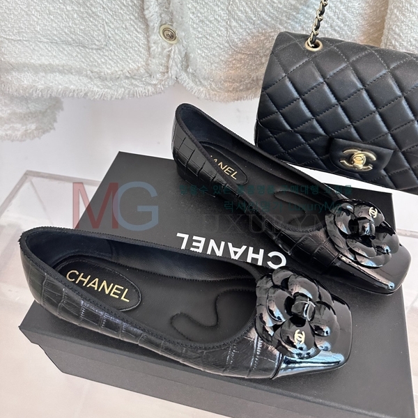 * /÷ CHA99252-2