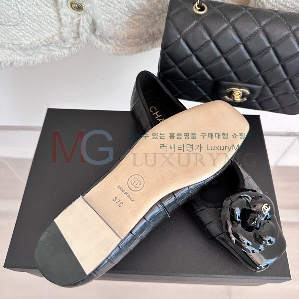 * /÷ CHA99252-2