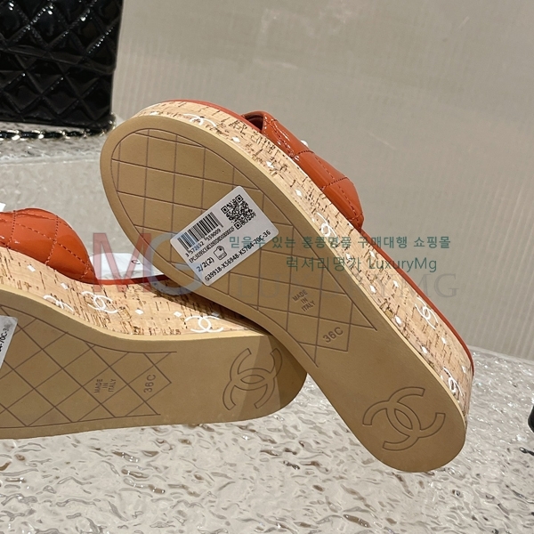 *  CH5921330-4