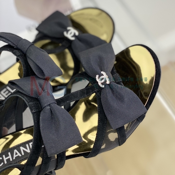 *   CH602279-2