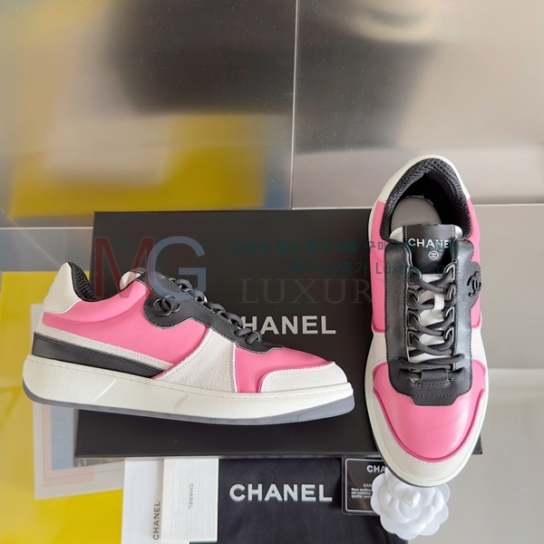 *   CH367131-2