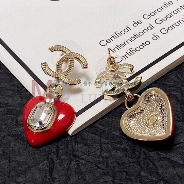 * ̾ CCA10052