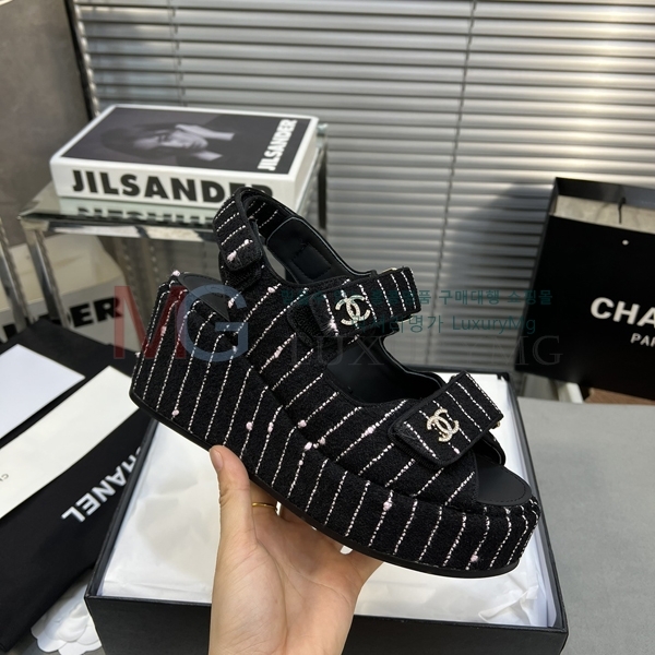 *   CC60123-7