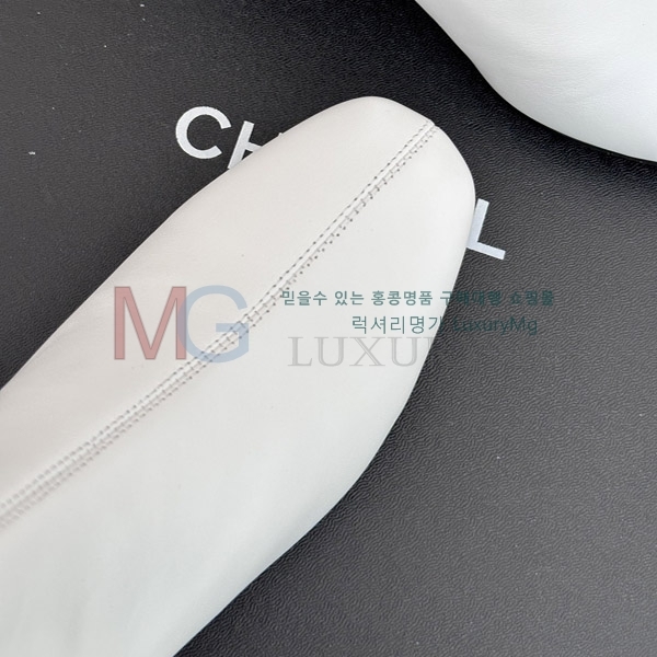 * Ŭ  MZ300657-2