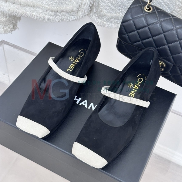 ��* ���� �÷����� CH681162-1