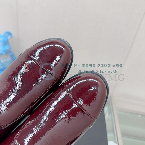 * Ŭ  TA559905-3