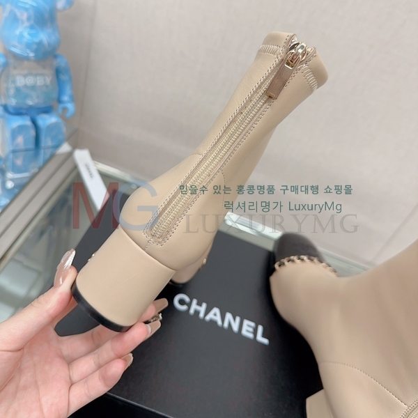 * Ŭ  TA559904