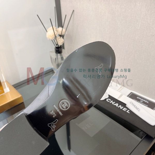 *  AB806641-2