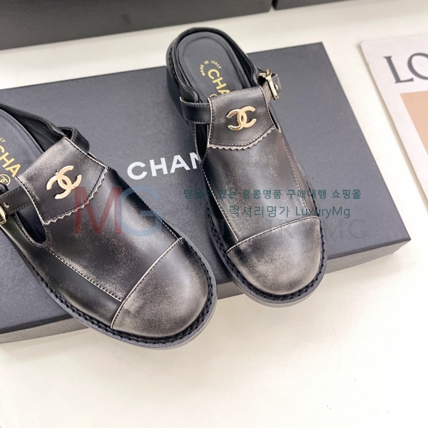 *   CHA884111