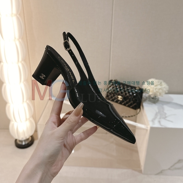 *   CA908871-1