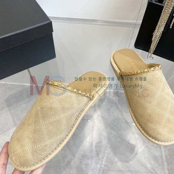 *   CH389953-3