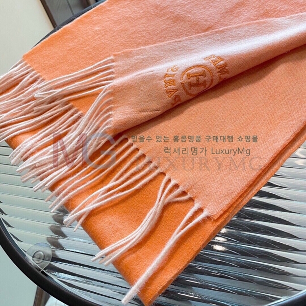 ޽ ÷ HE310583-1