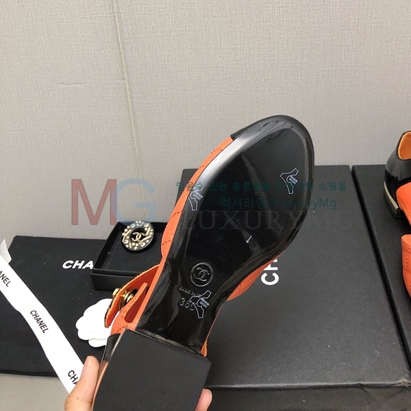 * ÷ CK600114-1