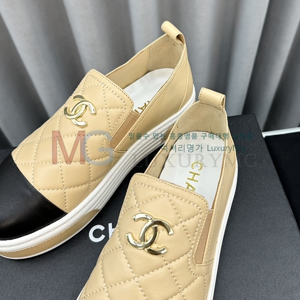 *  CH05581