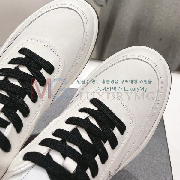 ��* ����Ŀ�� MD605522-2