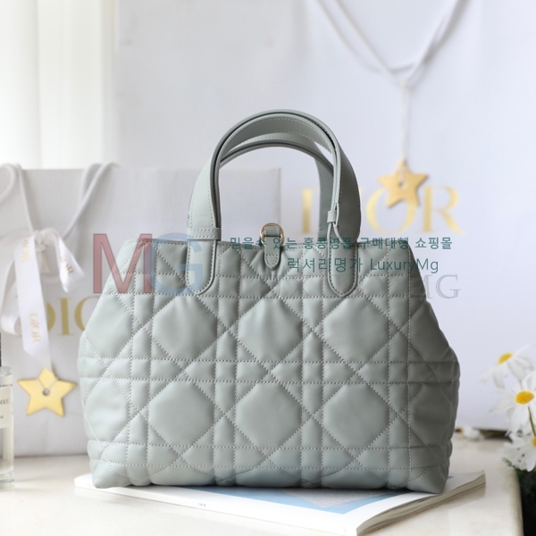   ̵ M92997-2