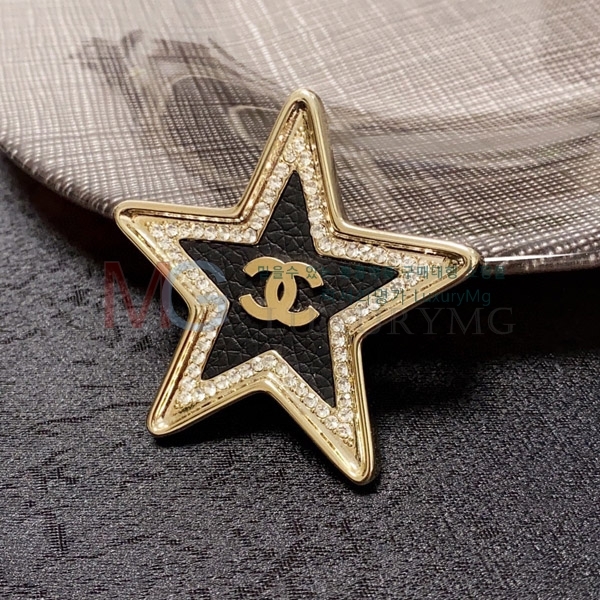 * ġ G100556