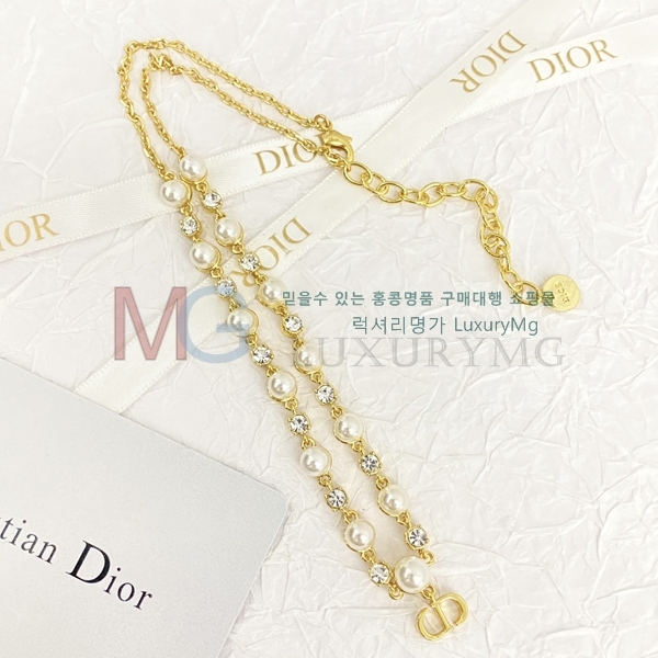 *  G12251407