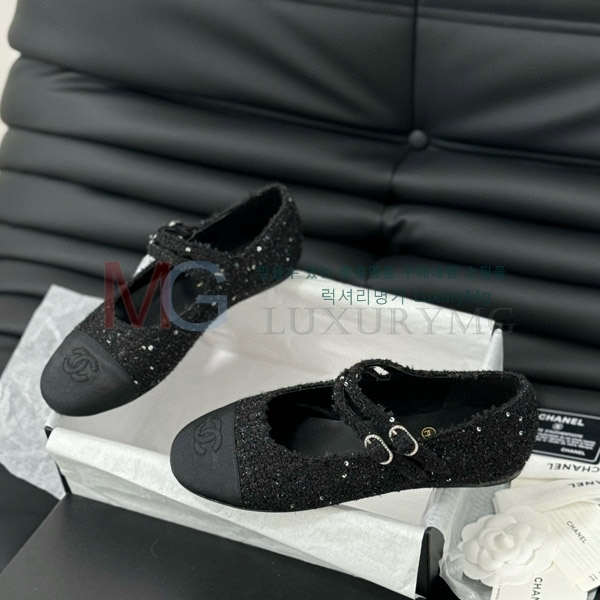 *  ÷ 2RA01152-4