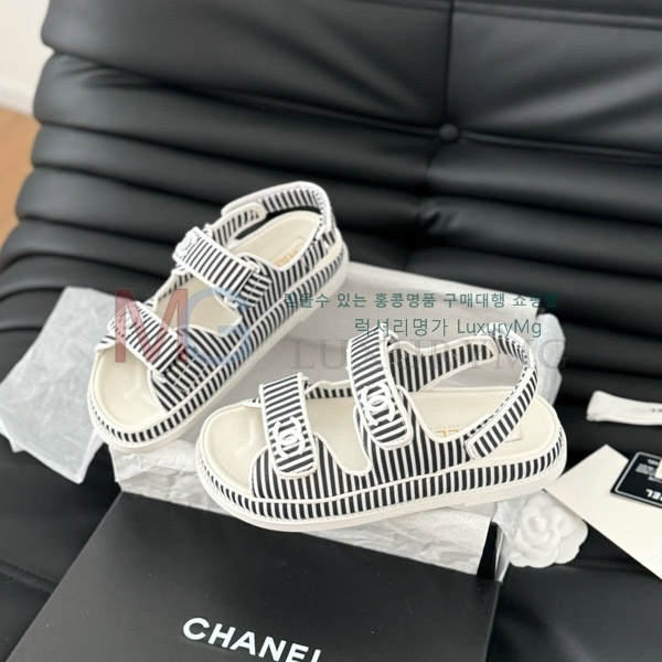 *    CH557765-4