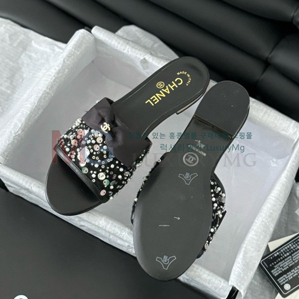 *    CH557766