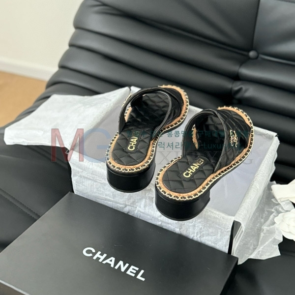 *    CH5577652