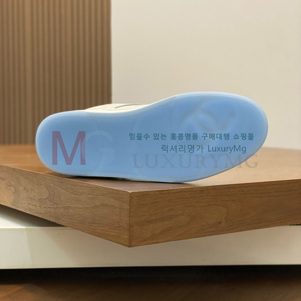 ��* ���� ����Ŀ�� C887702-1