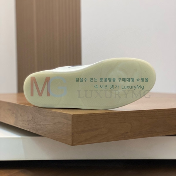 ��* ���� ����Ŀ�� C887702-2