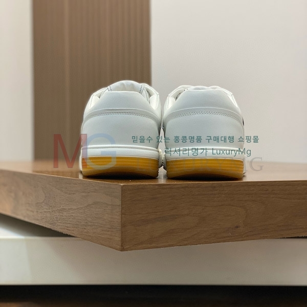 ��* ���� ����Ŀ�� C887702-3