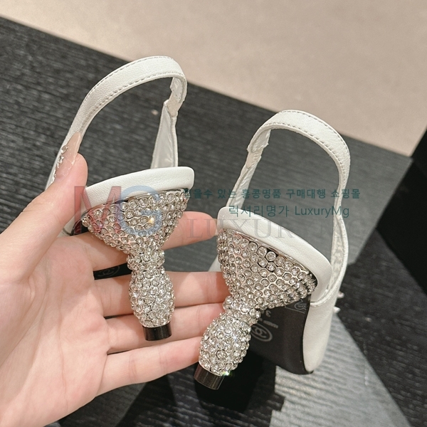 *  ̵ 31CN84528-3