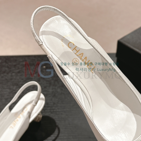 *  ̵ 31CN84528-3