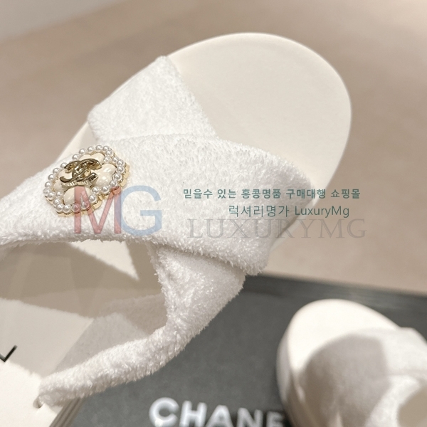 *   KX681524-4